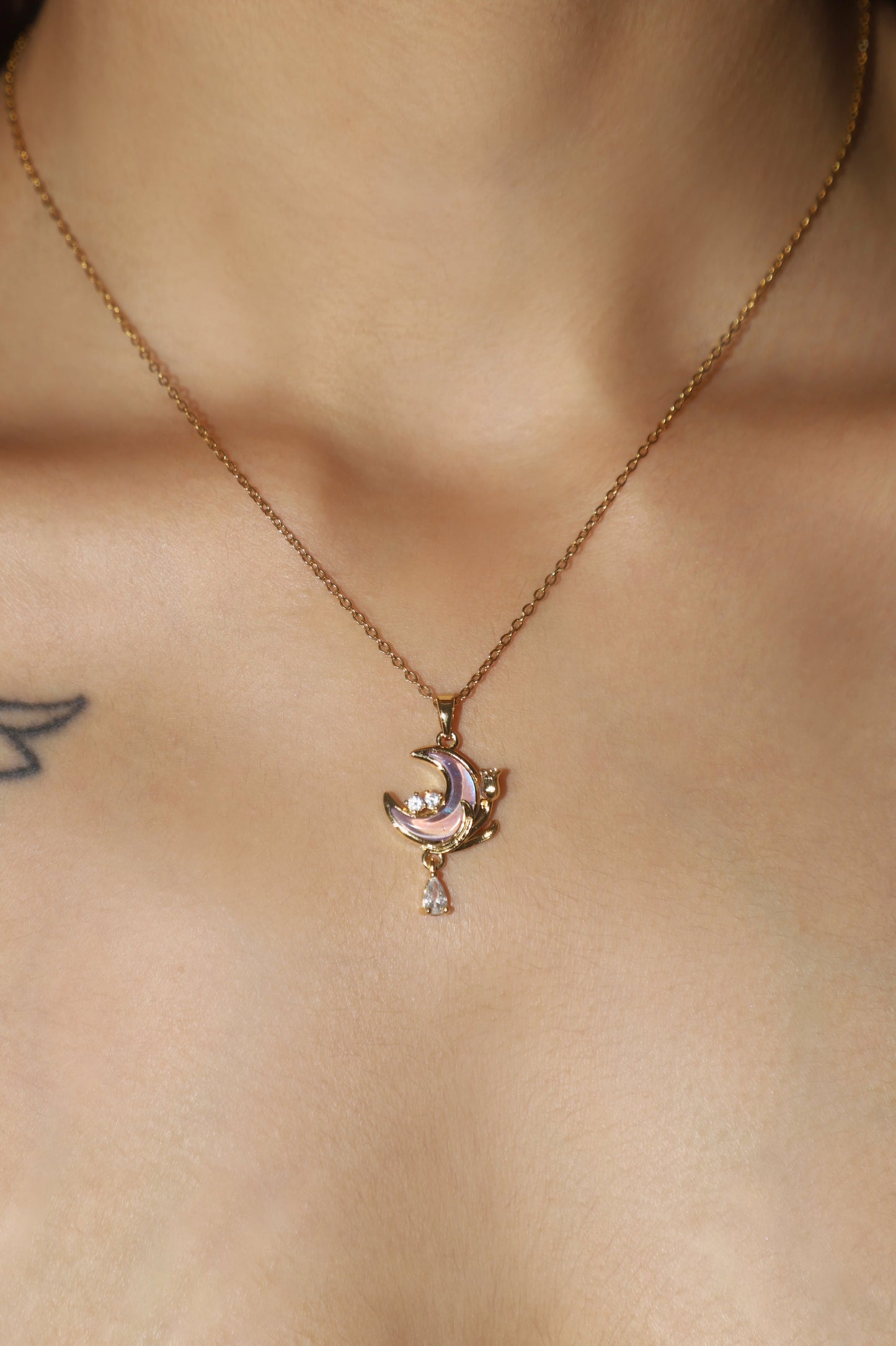 18K Real Gold Plated Moonstone Rose Moon Necklace